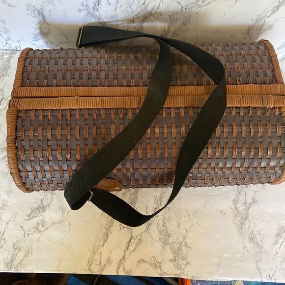 Grey Goose Vodka Picnic Basket Brown Strap - Picture 3 of 4